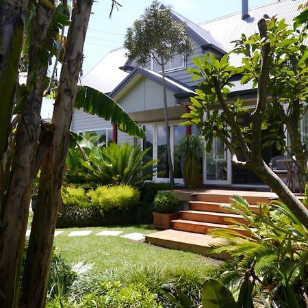 Kereru Cottage Russell - James Cook Apartment Esterno foto